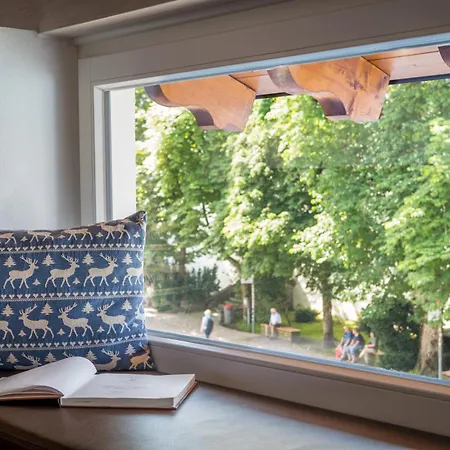 Am Alten Rathaus Apartman *